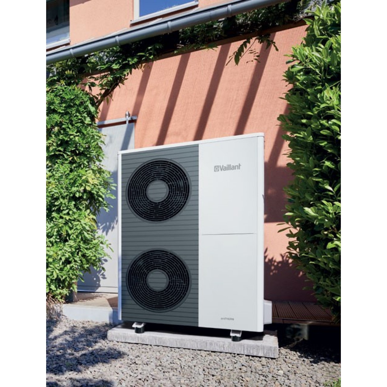 Αντλία θερμότητας aroTHERM SPLIT  PLUS VWL με ενσωματωμένο ταμιευτήρα ζεστού νερού χρήσης 188 lit  (ψυκτικό μέσο R32)